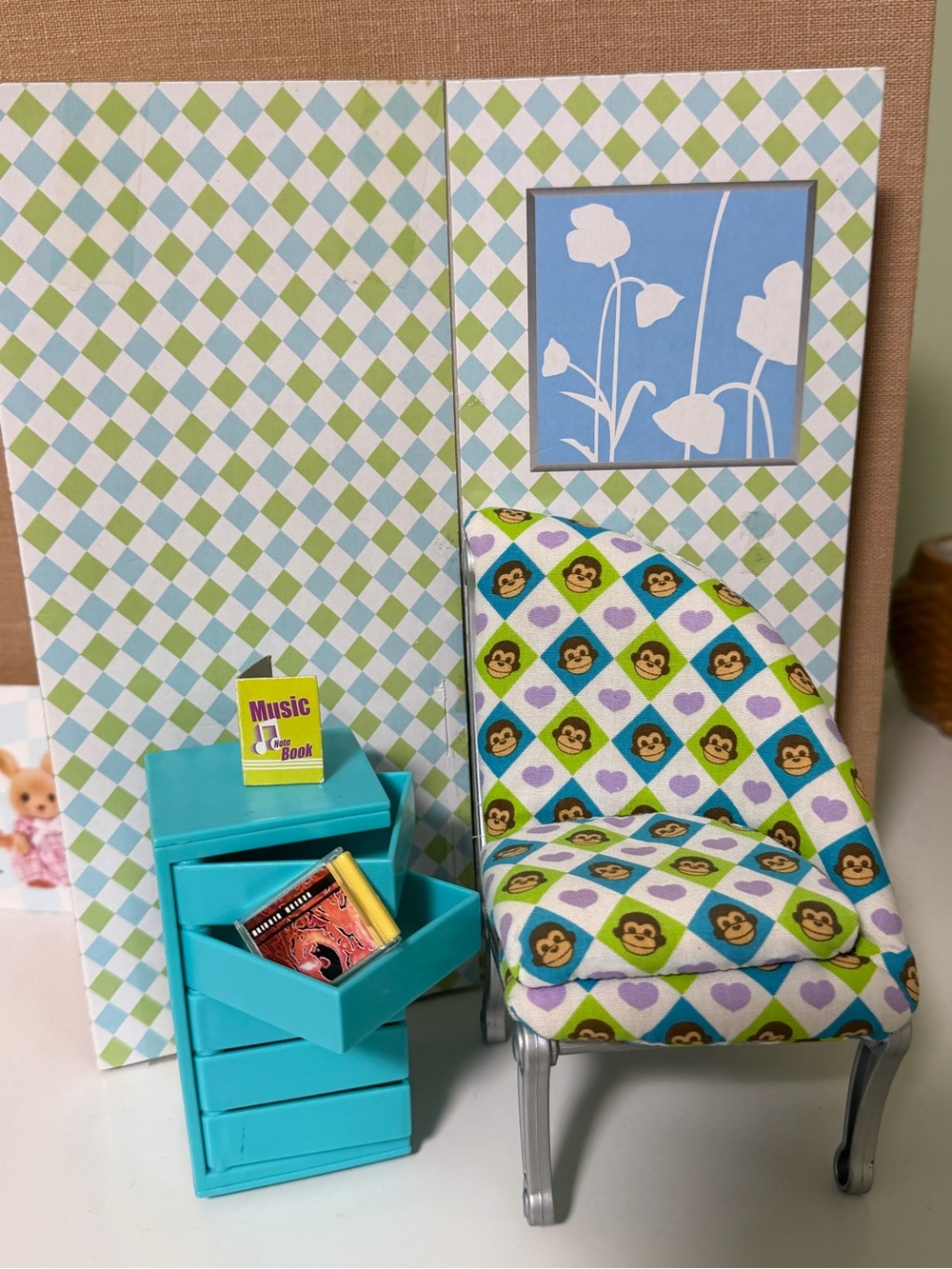 Collectible 2005 Barbie furniture set
